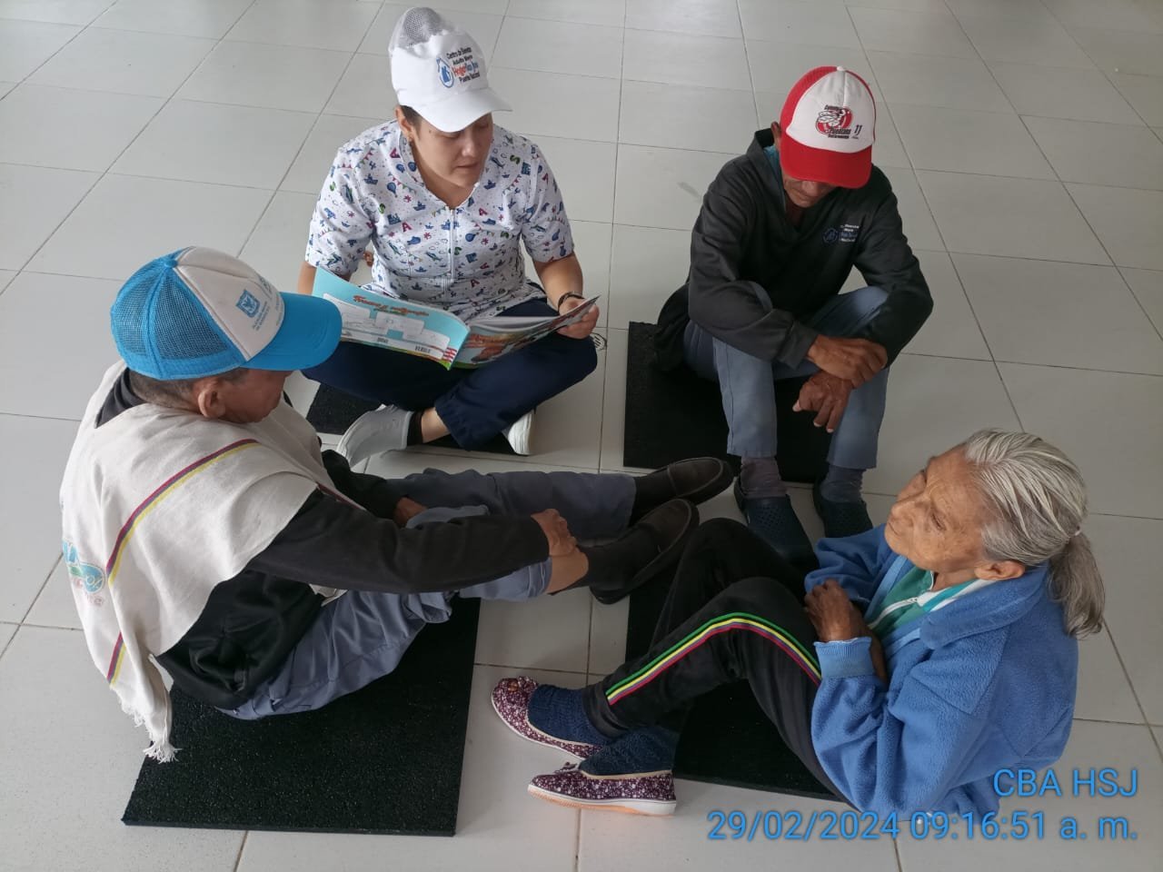 Adultos mayores en actividad física